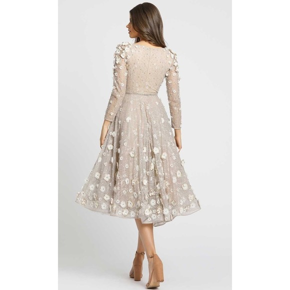 Mac Duggal Beige Blush Evening V Neck 3D Floral Lace A-Line Dress Size 6 NWT - Picture 2 of 14